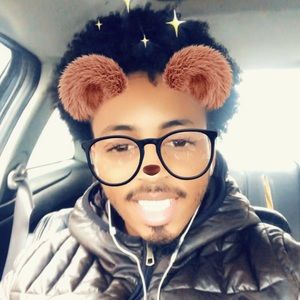 Meet your Posher, Karim